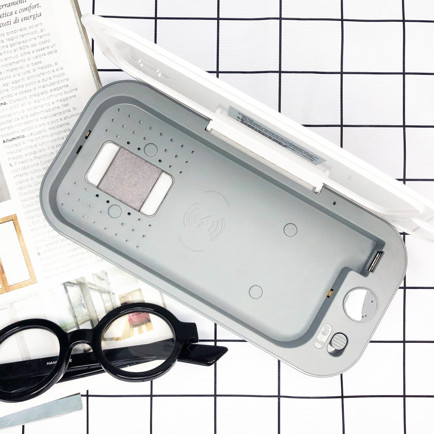 3-in-1 Slim Multi-functional Station UV-C Steriliser with 10W Qi Wireless Charger and Aroma Diffuser