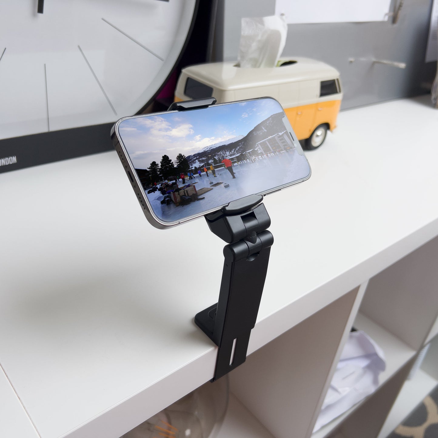 Pocket-Sized 360° Rotation Smartphone Holder