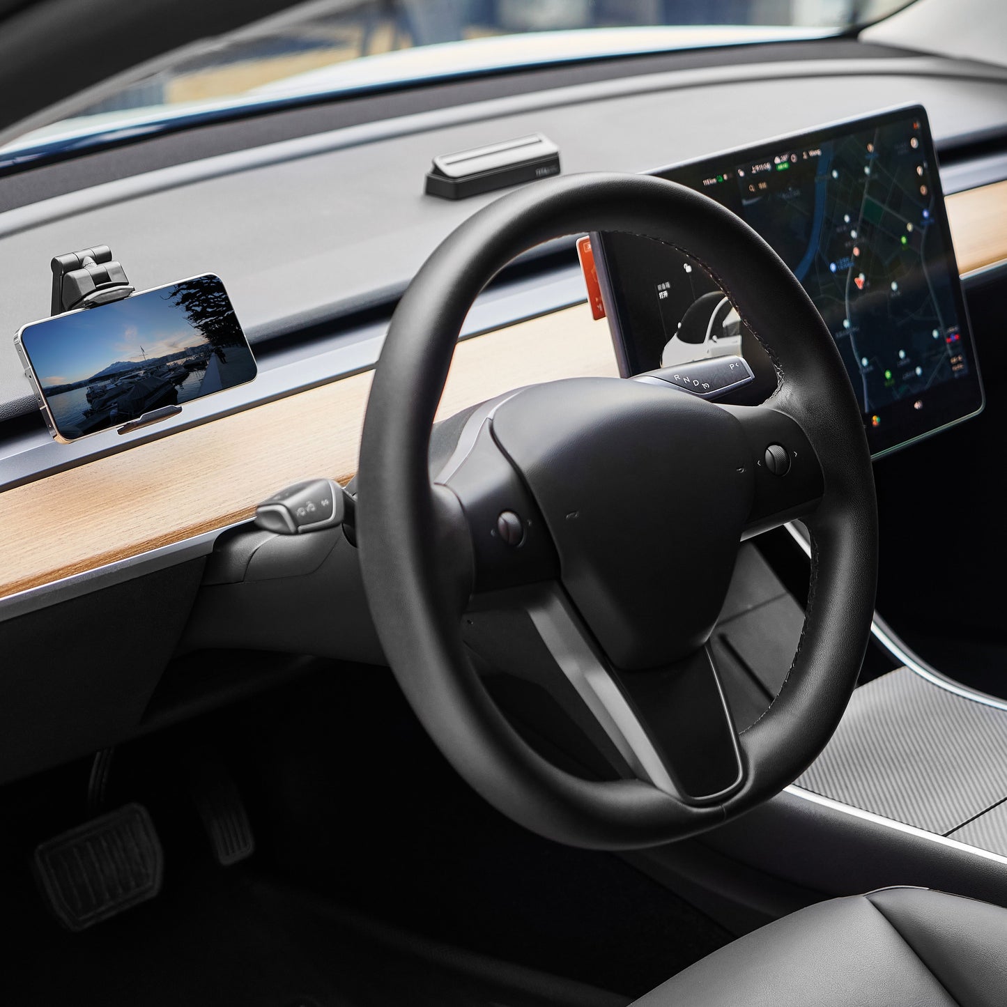 Pocket-Sized 360° Rotation Smartphone Holder