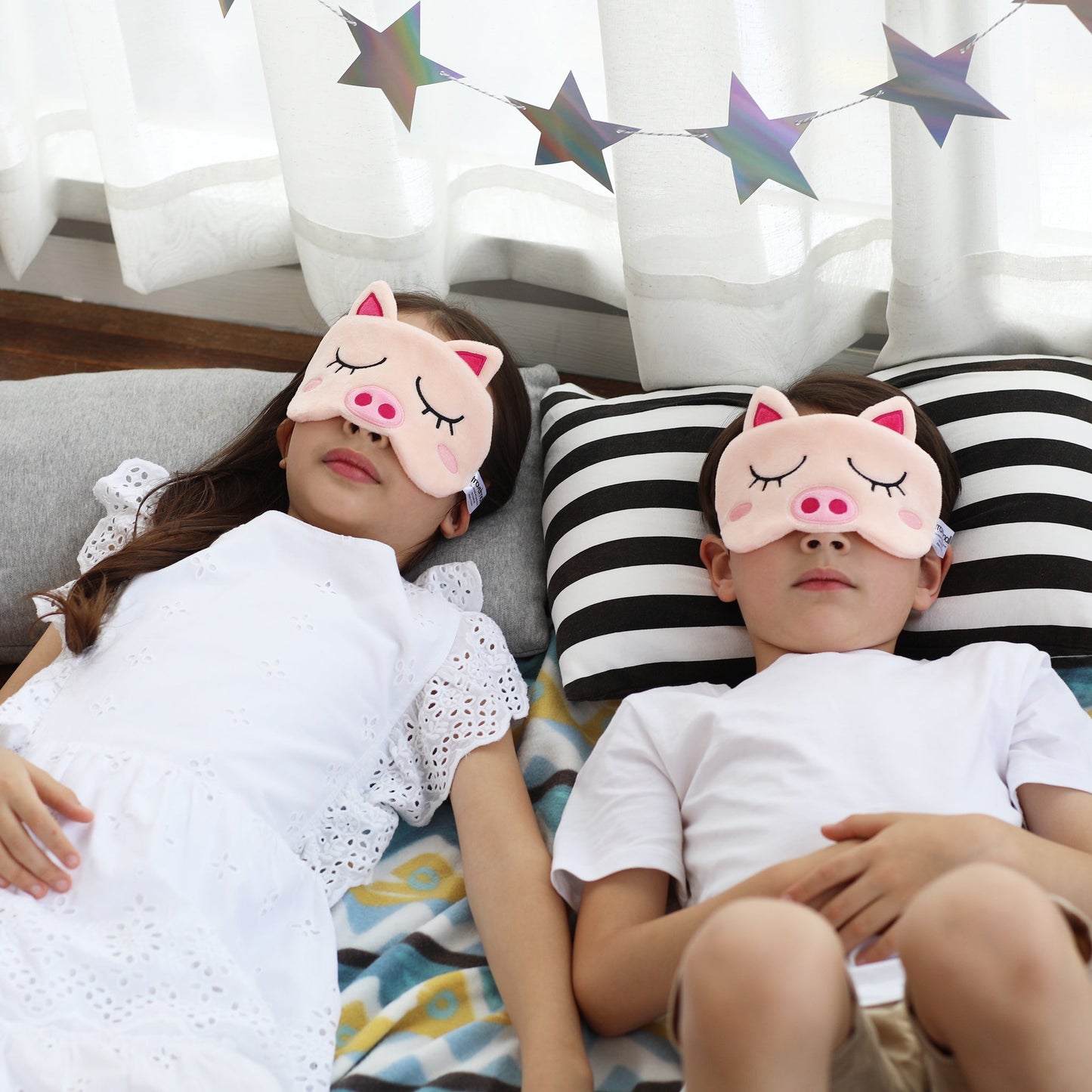 Kid's Light-Blocking Sleep Mask - Piglet