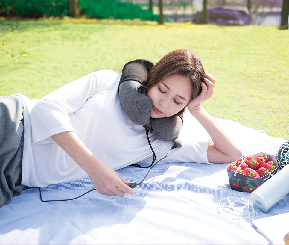3D Inflatable Massage Neck Pillow